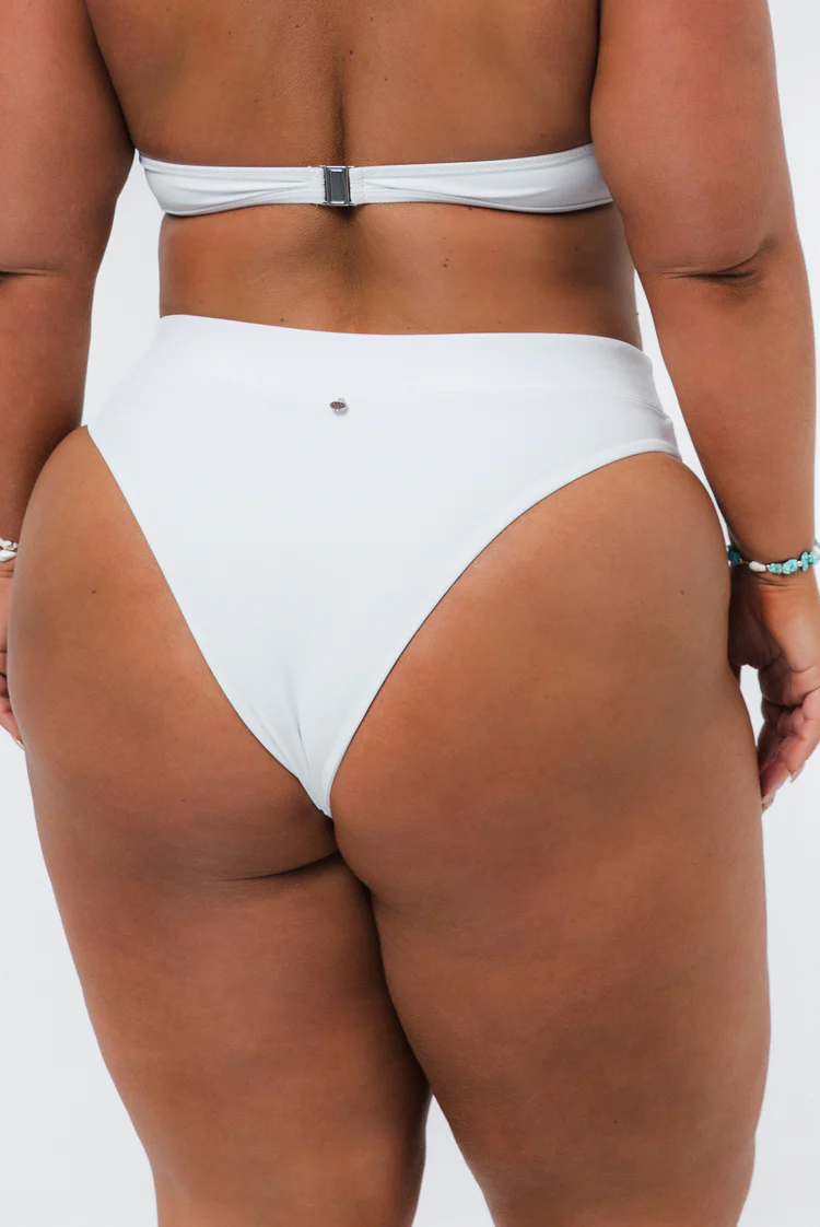 Obviously Iconic Swim Olivia Bikini Bottom - Image 4
